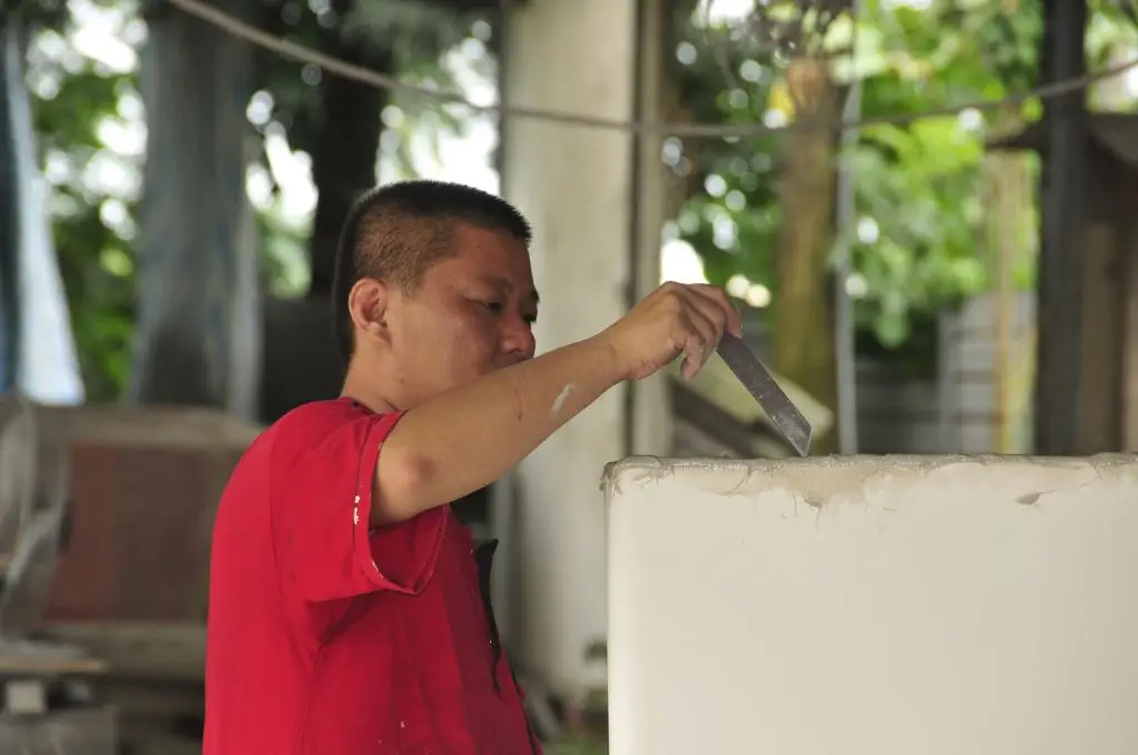 Image of a yacht in the sea