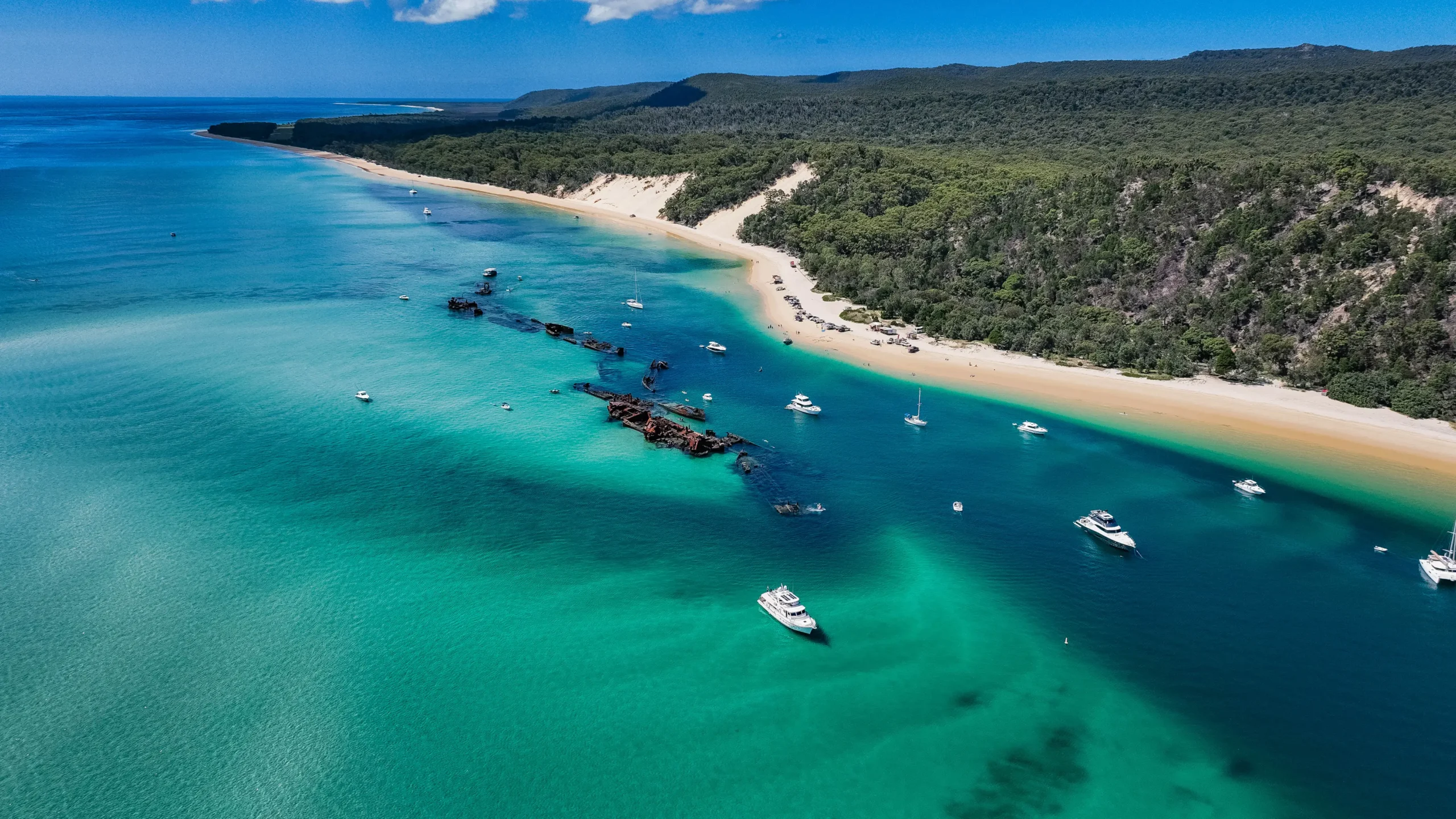 Image of a yacht in the sea