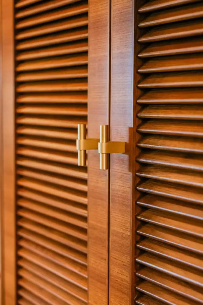 Detail photo of the Fleming 85