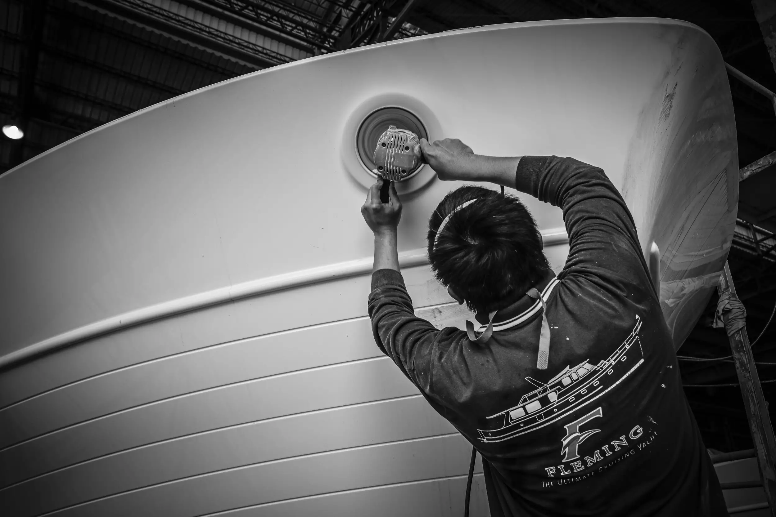 Image of a yacht in the sea